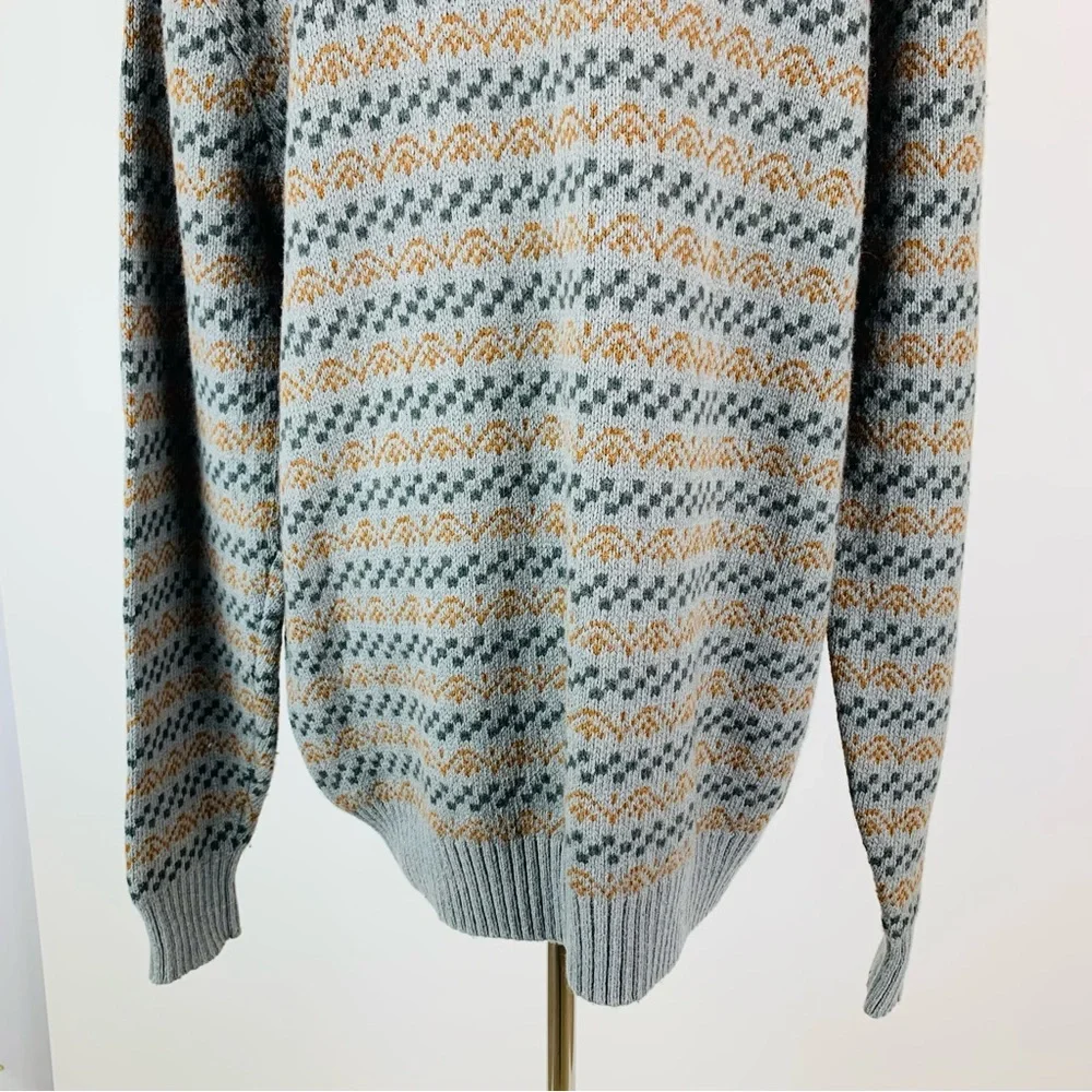 Columbia Sweater Large